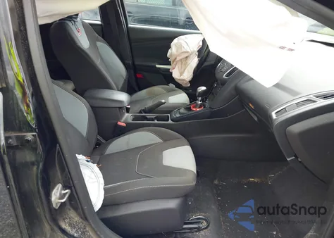 2018 Ford Focus from USA, damaged, VIN 1FADP3L95JL332322